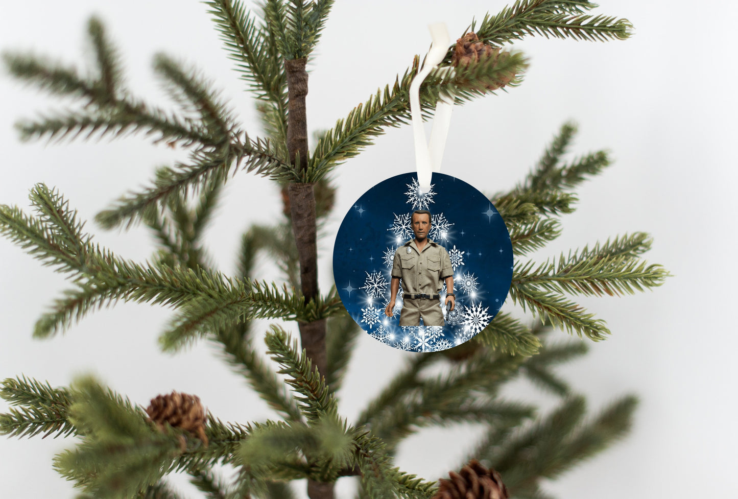 Jaws - Chief Brody, Tree-Stars Christmas Ornament - Get 50% OFF When you By 10 or more! Mix & Match!** GREAT GIFT IDEA!