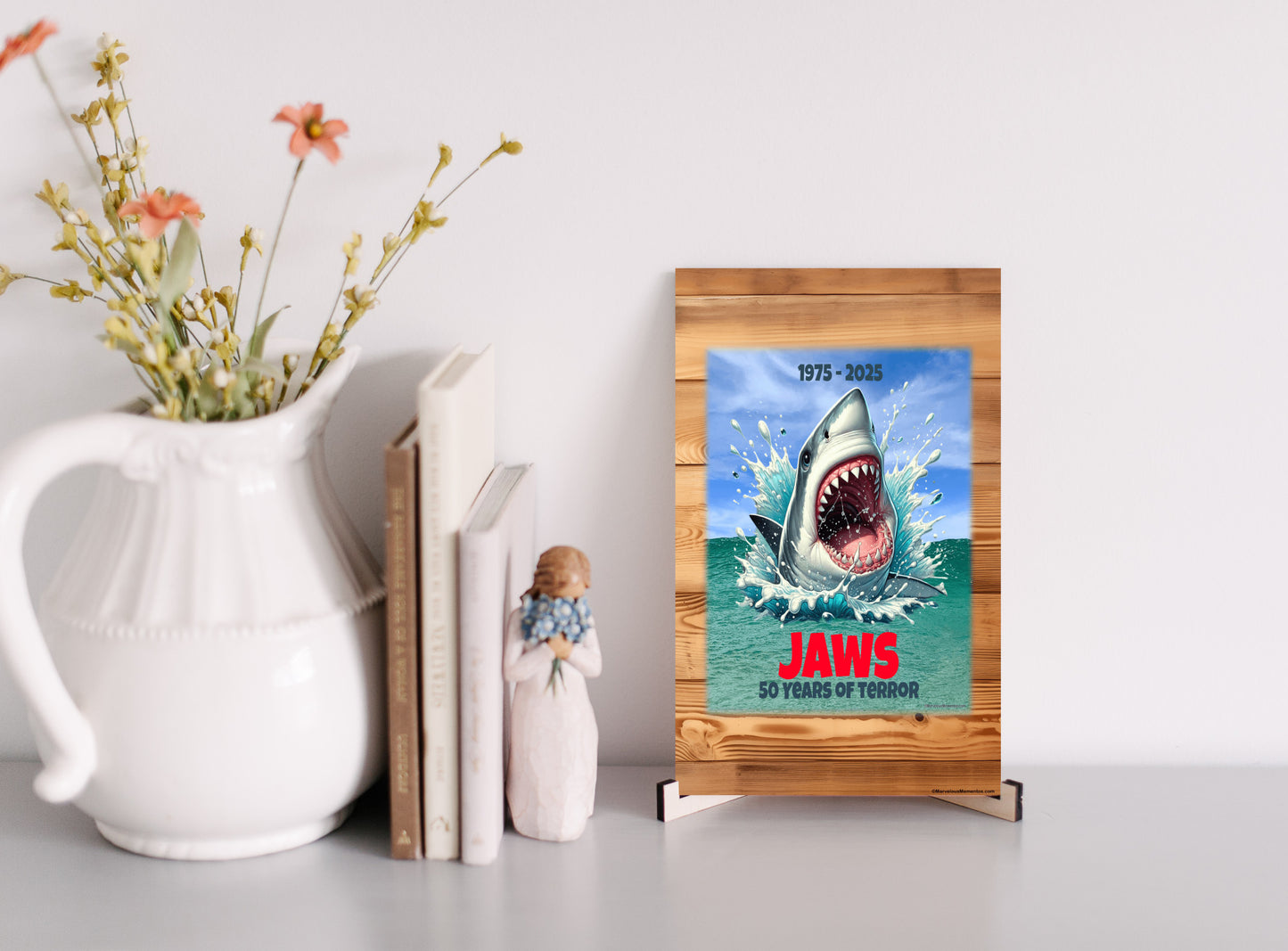 Jaws - 50 Years of Terror, 6x10-Sign, Wood Background